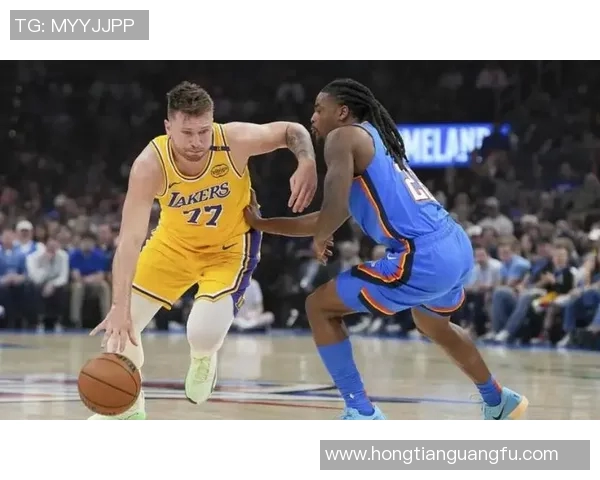 2014年雷霆与湖人激战回顾：经典对决与球星风采的精彩瞬间